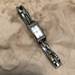 Fossil Women’s Bracelet Watch (Silver)